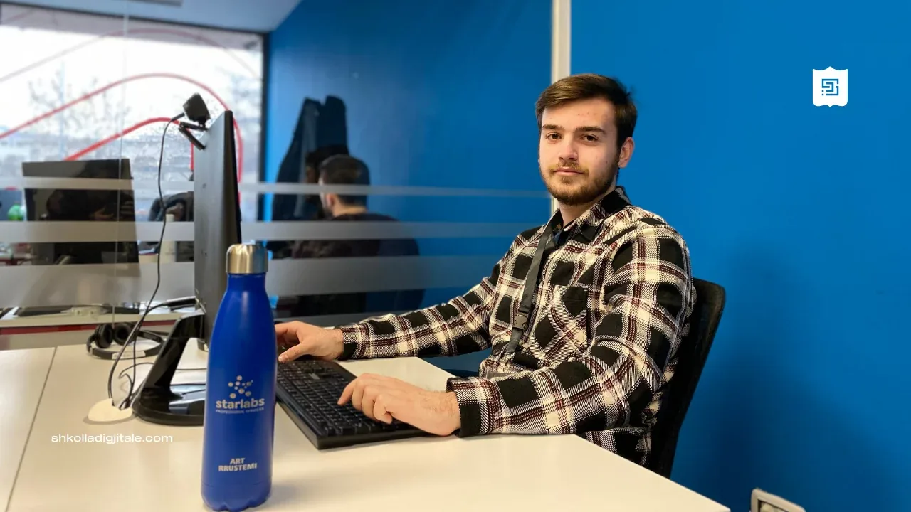 Lernen Sie Artin kennen, einst Schüler, heute bei StarLabs angestellt
